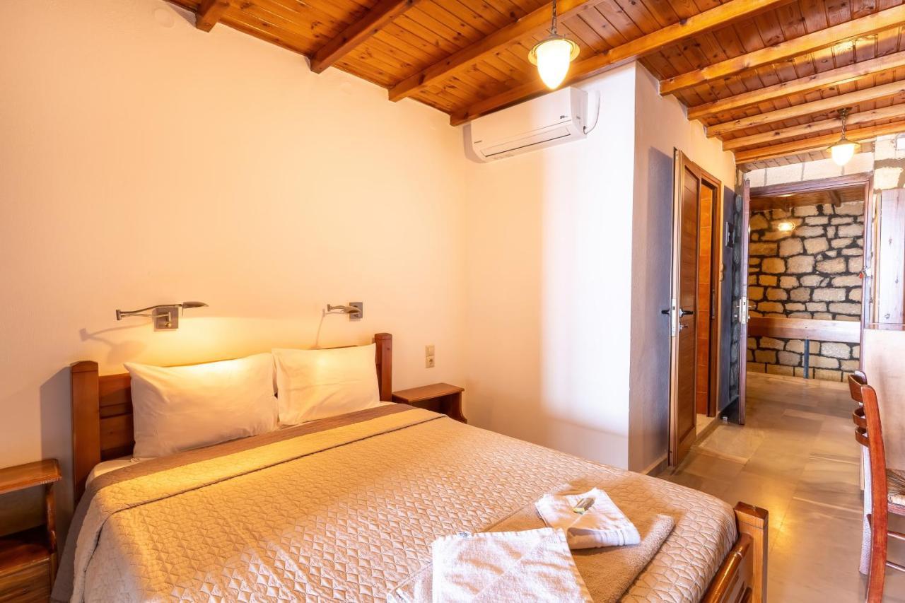 Xenia Hotel Sfakia Exterior photo