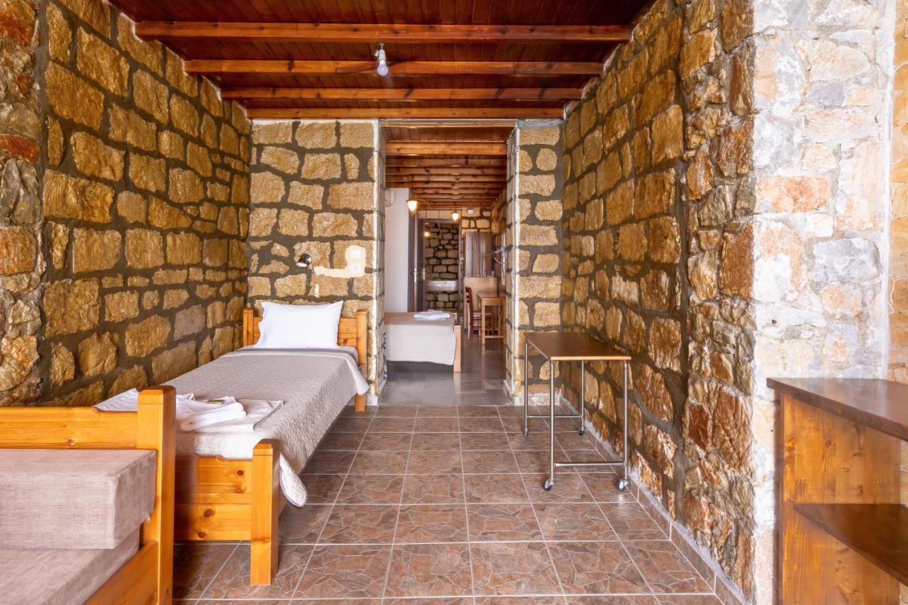 Xenia Hotel Sfakia Exterior photo