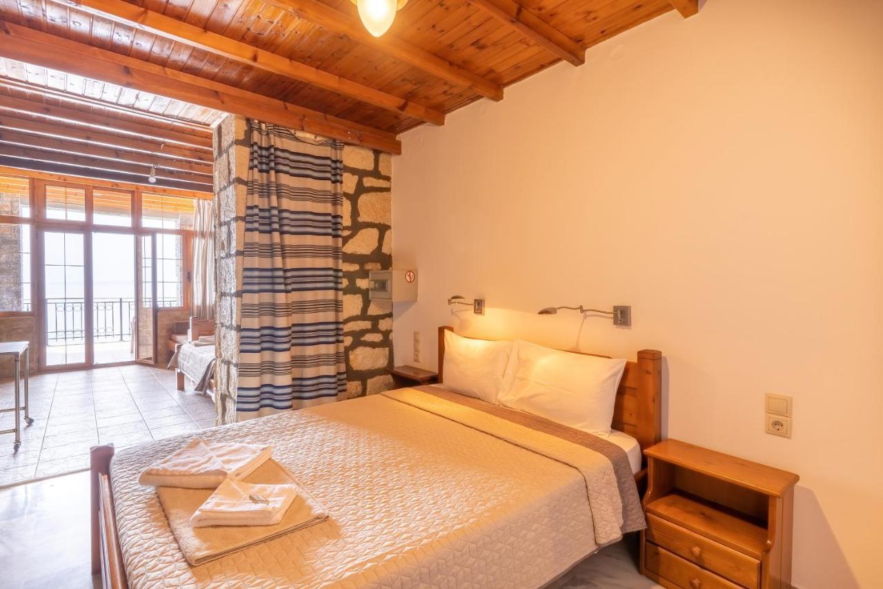 Xenia Hotel Sfakia Exterior photo