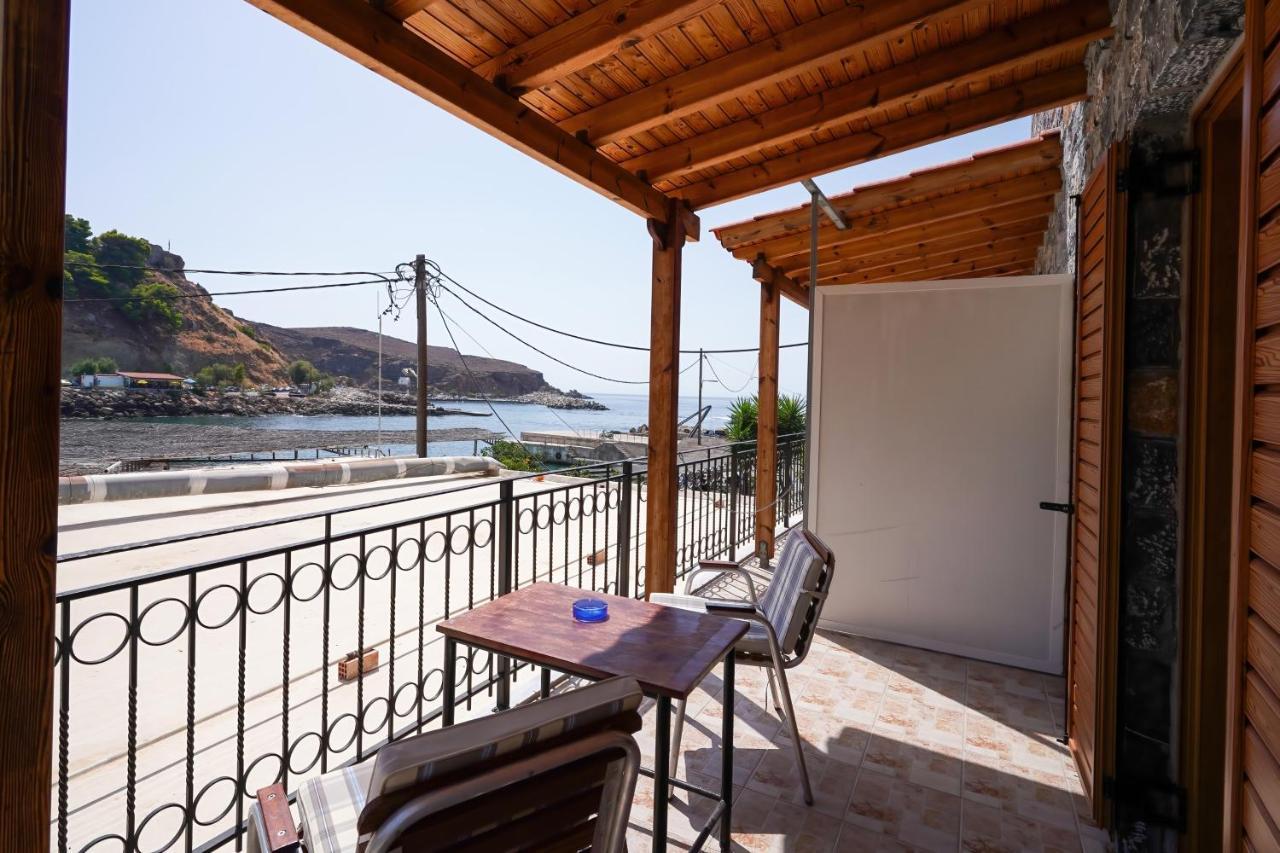 Xenia Hotel Sfakia Exterior photo
