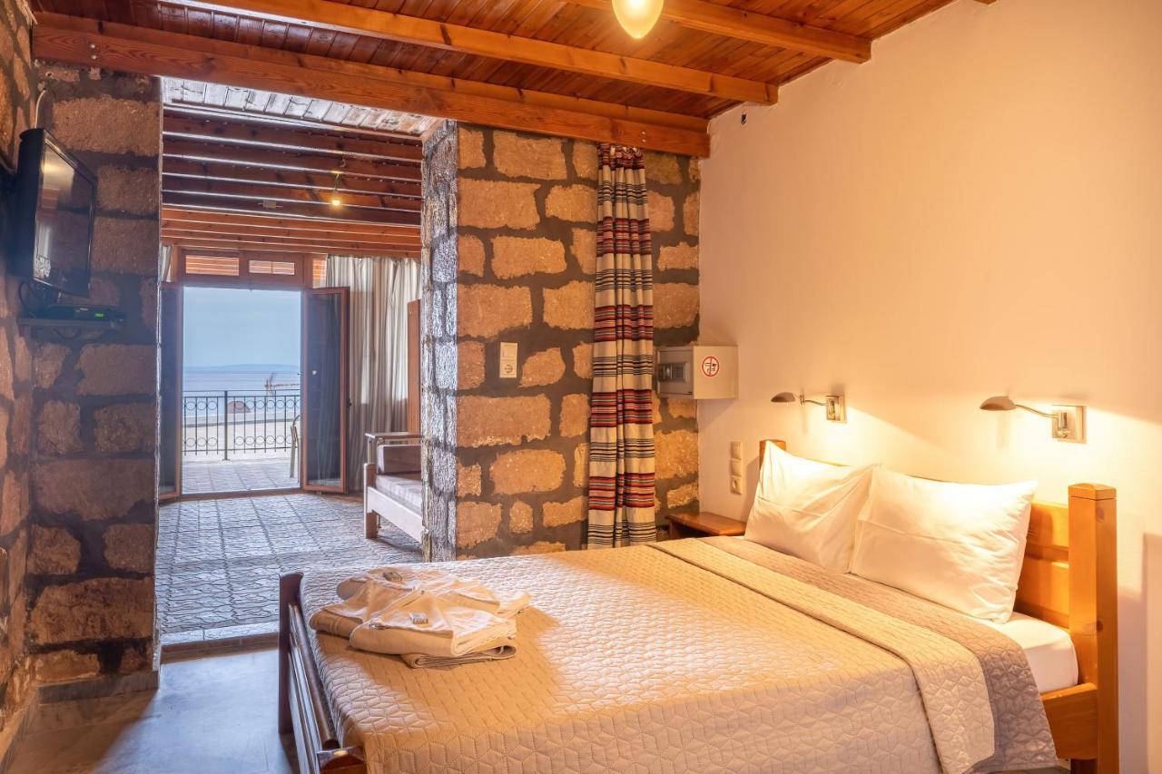 Xenia Hotel Sfakia Exterior photo